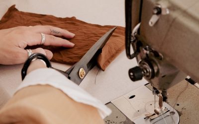 Quand la Mode se Met à Défier la Gravité : Les Tissus Aérospatiaux