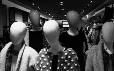 Les Algorithmes de la Mode : Quand l’IA Dicte Nos Tenues